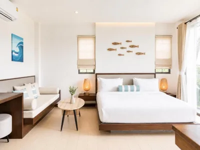 Deluxe King Room — Field-D House